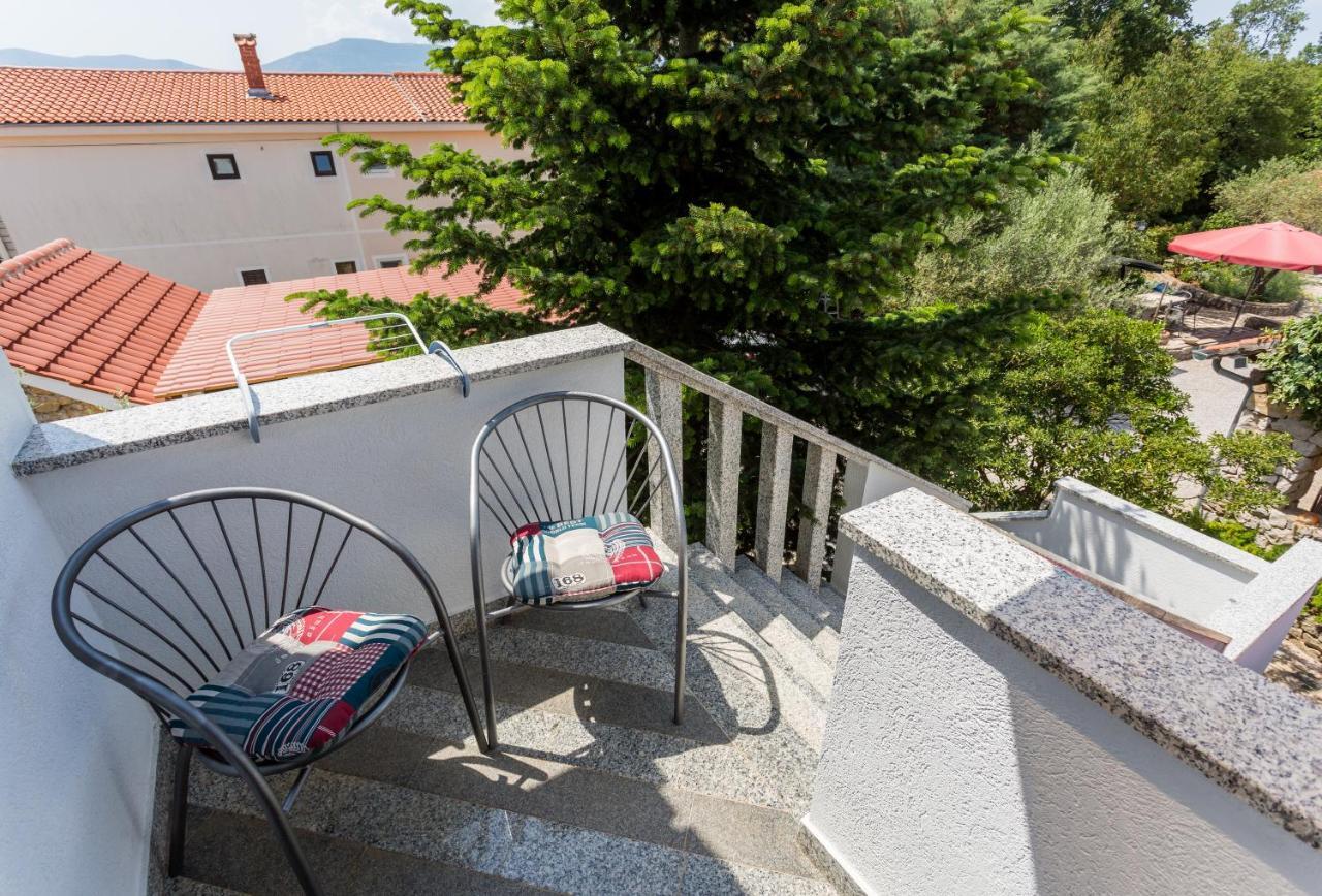 Molnar Resort Apartment Ljiljana Brzac Exteriör bild