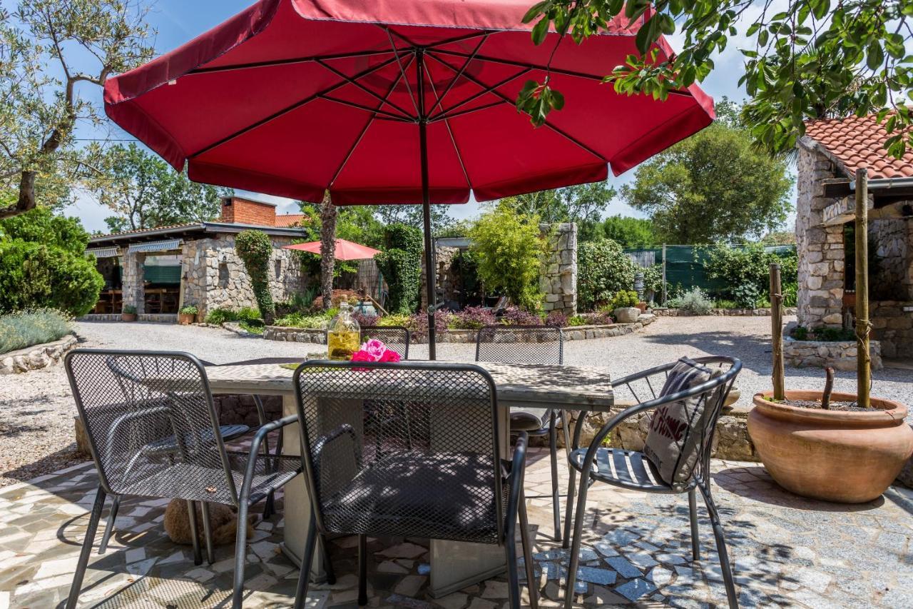 Molnar Resort Apartment Ljiljana Brzac Exteriör bild